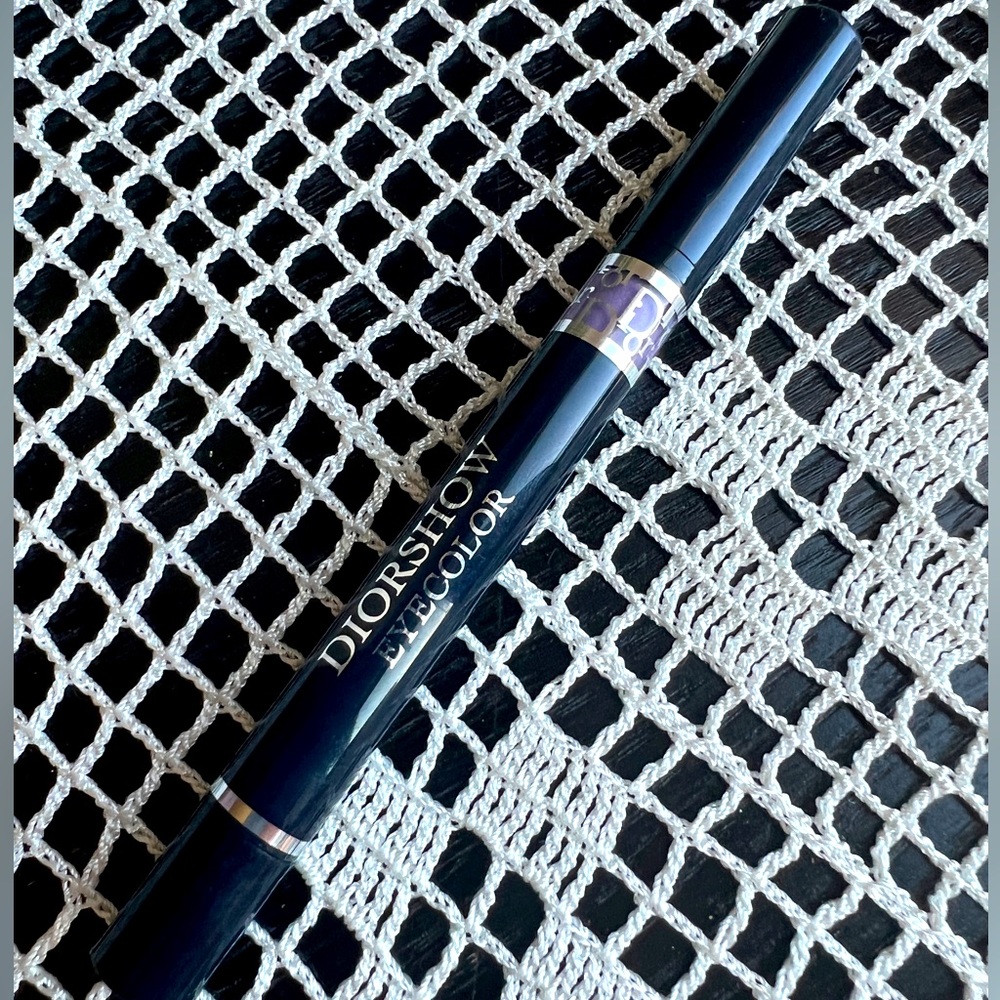 Dior limited edition Diorshow eye color  in 157